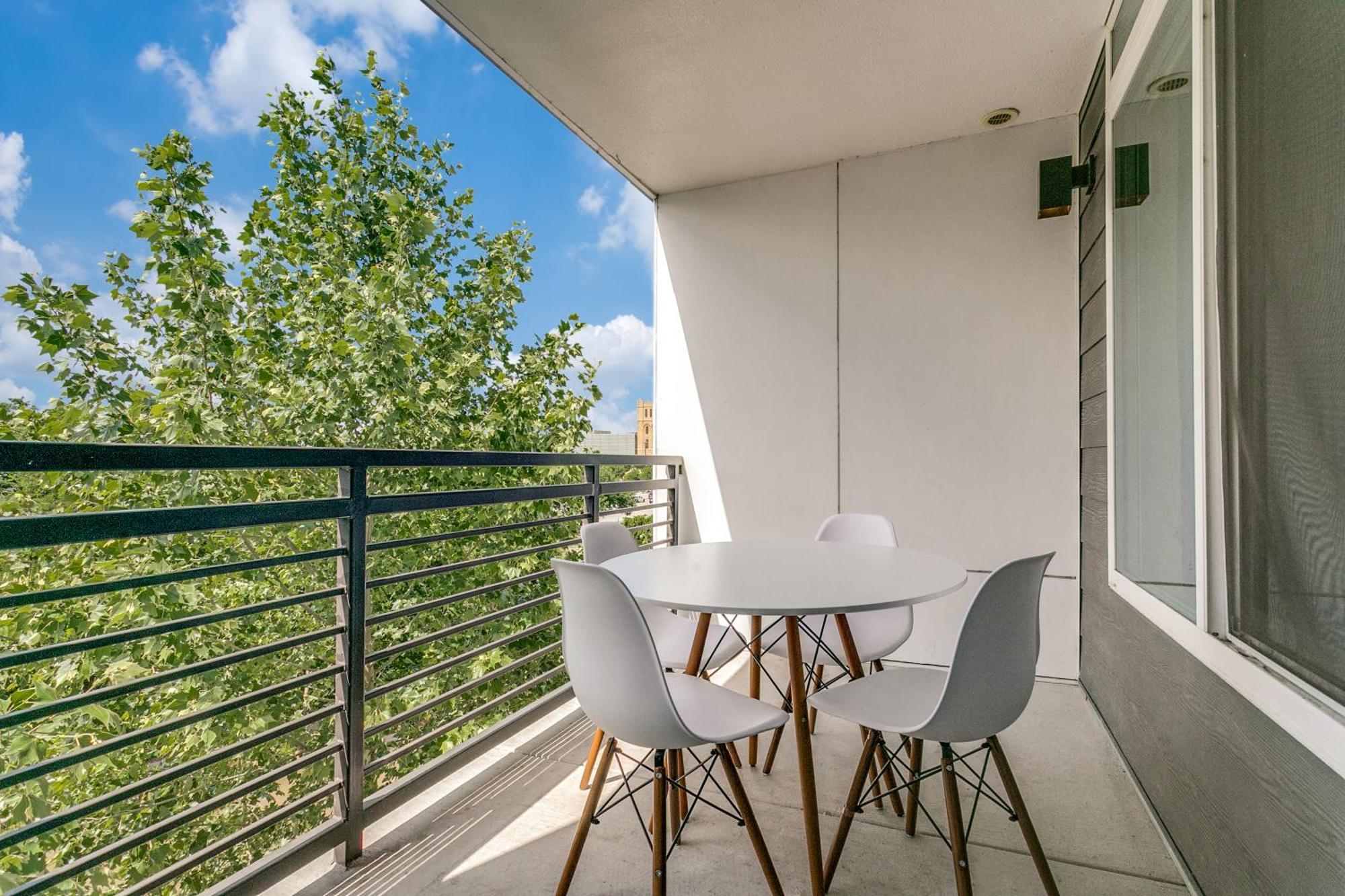 Stylish Riverview Condo On The Riverwalk #1441 San Antonio Exterior photo